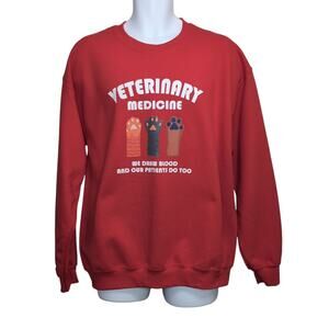 Veterinary Vet Graphic Gildan‎ Heavy Blend Sweatshirt Crewneck Mens L Red Fleece